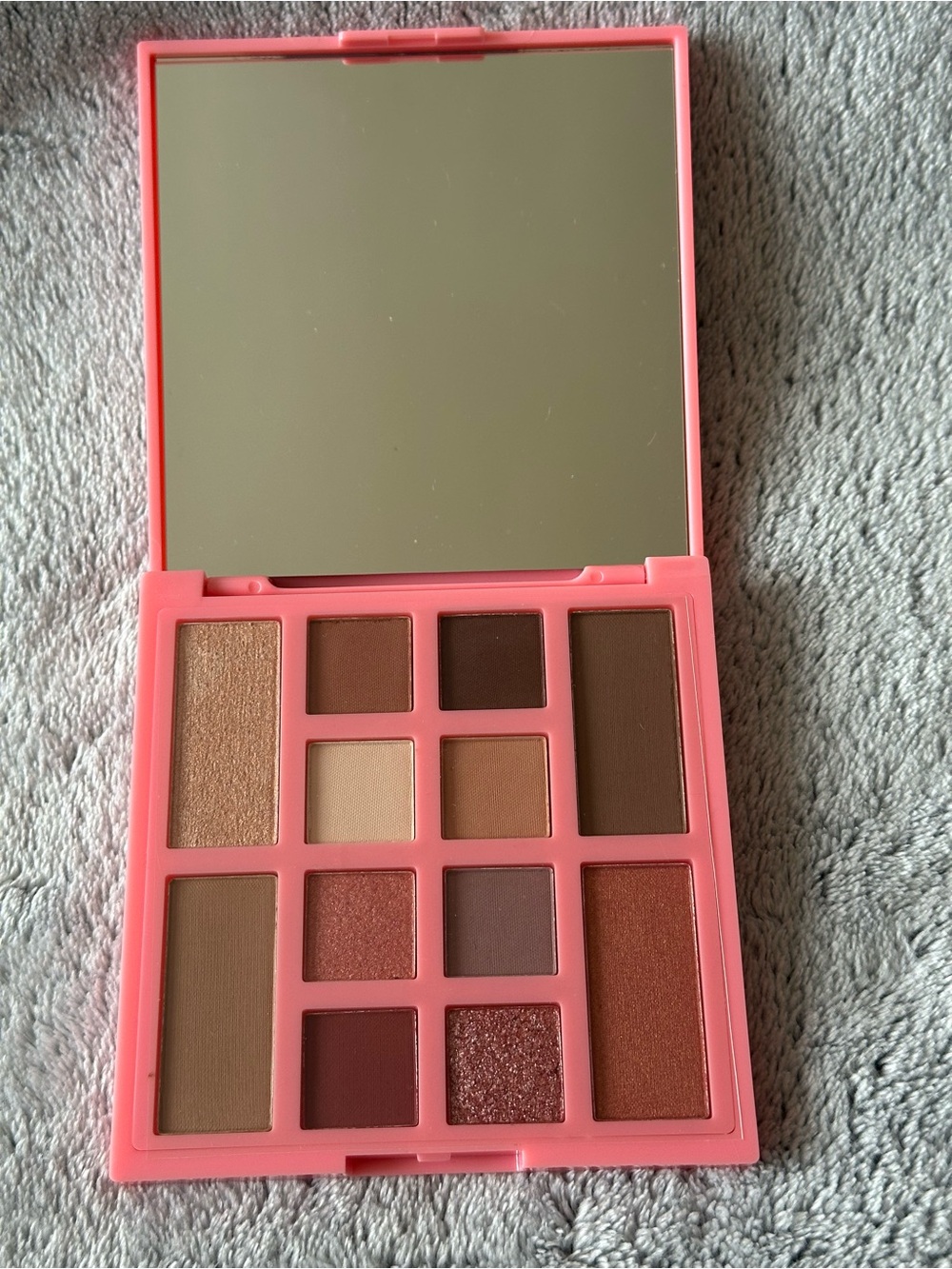 Everyday Warm Pink & Brown Eyeshadow and Cheeks Palette - 12 Shades